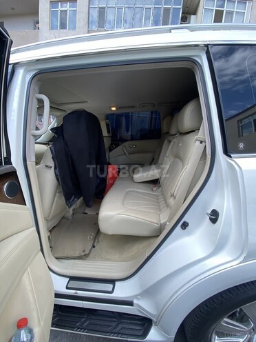 Infiniti QX56 2010, 260,426 km - 5.6 l - Bakı