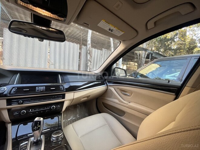 BMW 528 2015, 243,000 km - 2.0 l - Bakı
