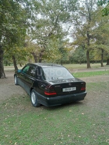 Mercedes C 220 1998, 653,418 km - 2.2 л - Bərdə