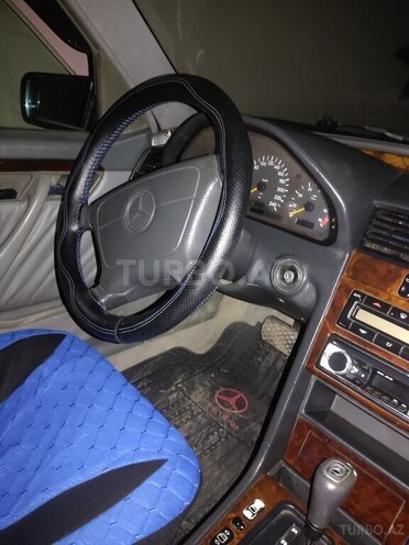 Mercedes C 220 1996, 535,691 km - 2.2 l - Yevlax