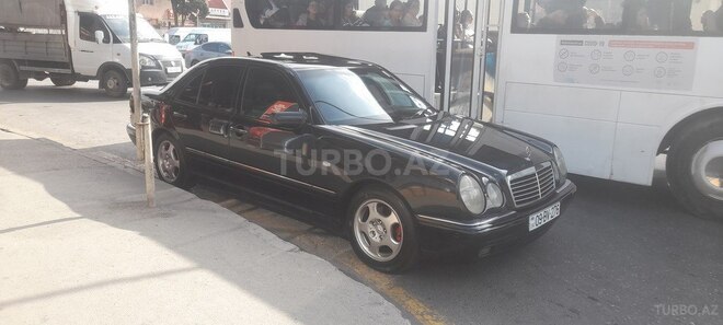 Mercedes E 280 1998, 296,000 km - 2.8 л - Bakı