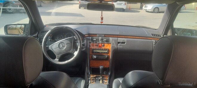 Mercedes E 280 1998, 296,000 km - 2.8 л - Bakı