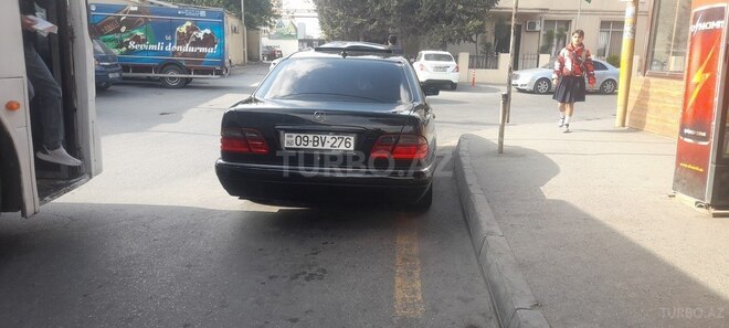Mercedes E 280 1998, 296,000 km - 2.8 л - Bakı