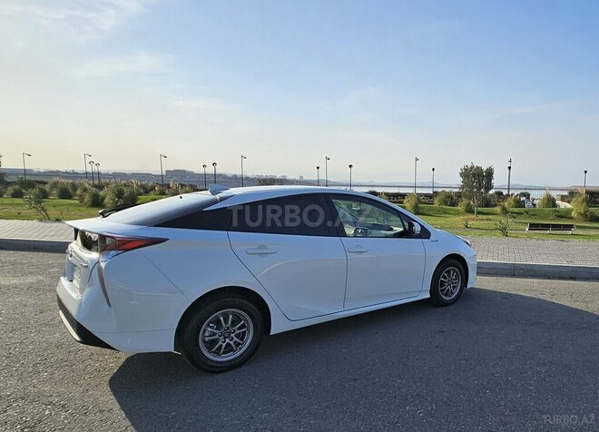 Toyota Prius 2016, 153,000 km - 1.8 l - Bakı