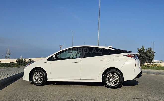 Toyota Prius 2016, 153,000 km - 1.8 l - Bakı