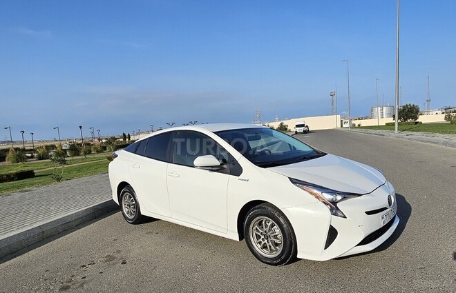 Toyota Prius 2016, 153,000 km - 1.8 l - Bakı