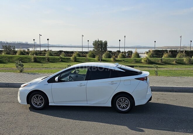 Toyota Prius 2016, 153,000 km - 1.8 l - Bakı