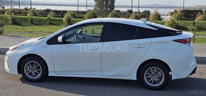 Toyota Prius 2016, 153,000 km - 1.8 l - Bakı
