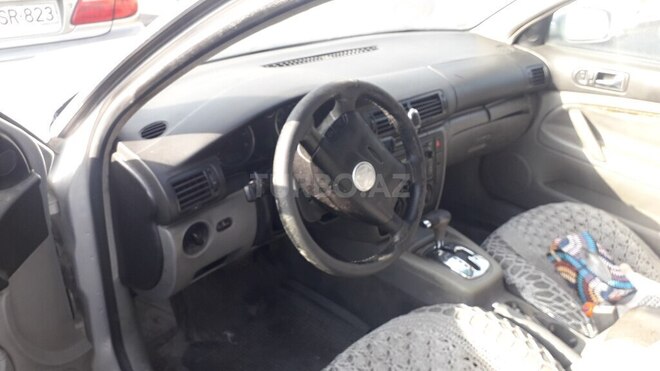 Volkswagen Passat 2003, 471,000 km - 1.8 l - Bakı