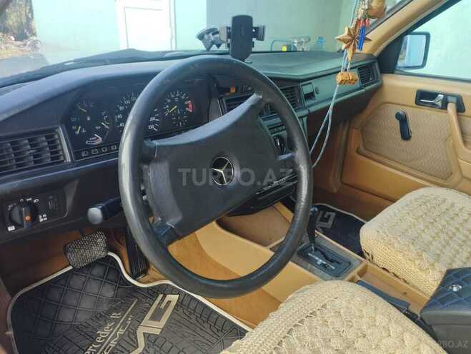 Mercedes 190 1990, 258,852 km - 2.0 л - Biləsuvar