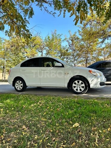 Hyundai Accent 2010, 275,430 km - 1.4 l - Gəncə