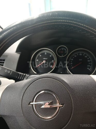 Opel Astra 2007, 250,000 km - 1.3 l - Gəncə