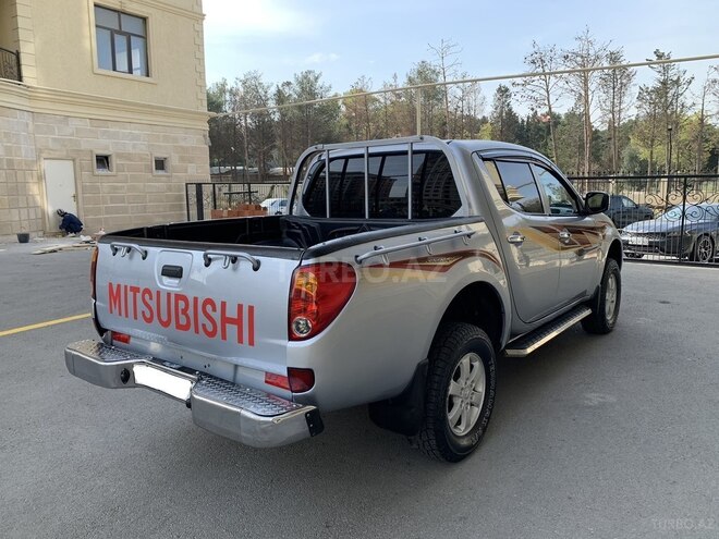 Mitsubishi L200 2012, 179,400 km - 2.5 l - Bakı