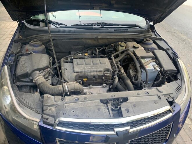 Chevrolet Cruze 2011, 323,000 km - 1.4 л - Bakı