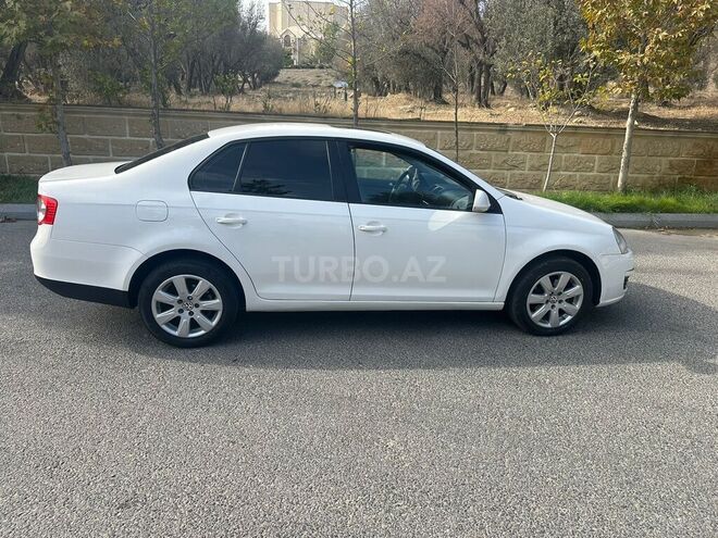 Volkswagen Jetta 2009, 158,000 km - 1.6 л - Bakı