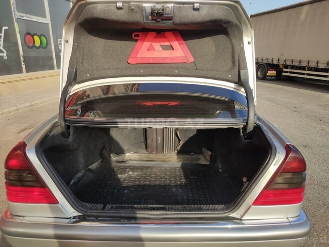 Mercedes C 240 2000, 338,000 km - 2.4 l - Bakı