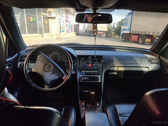 Mercedes C 240 2000, 338,000 km - 2.4 l - Bakı