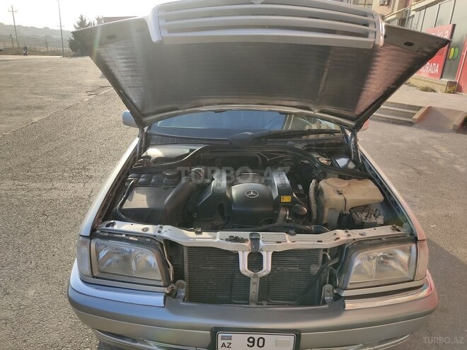 Mercedes C 240 2000, 338,000 km - 2.4 l - Bakı
