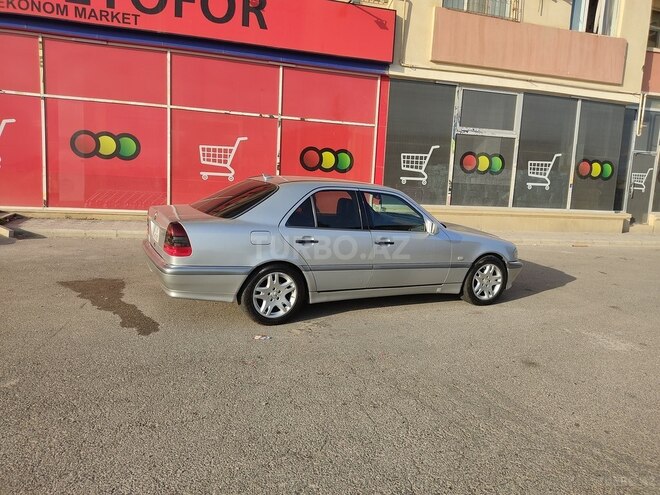 Mercedes C 240 2000, 338,000 km - 2.4 l - Bakı