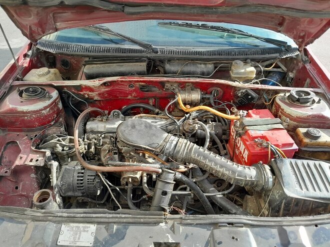 Peugeot 405 1990, 252,300 km - 1.6 l - Sumqayıt