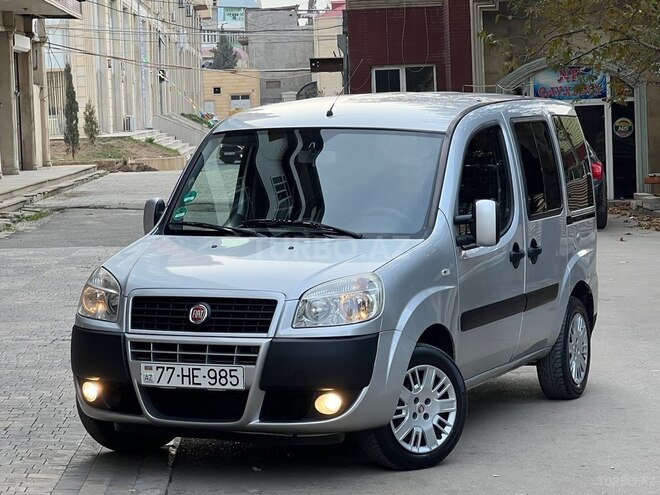 Fiat Doblo 2009, 208,000 km - 1.4 l - Gəncə