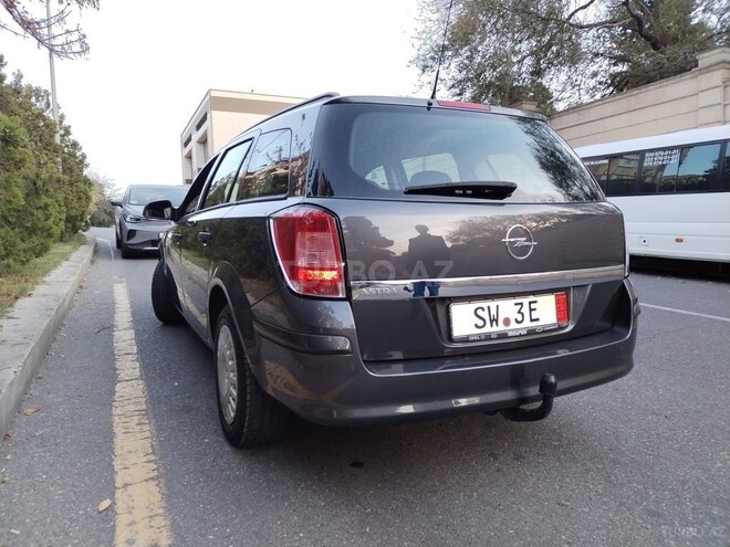 Opel Astra 2009, 123,456 km - 1.6 l - Bakı