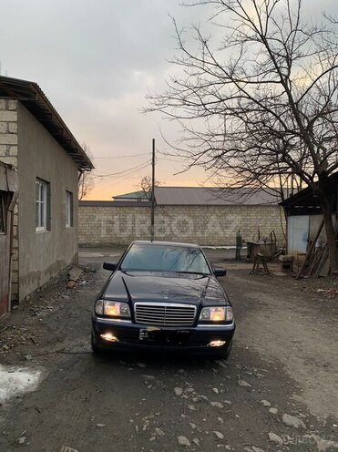 Mercedes C 180 2000, 315,000 km - 1.8 l - Qəbələ