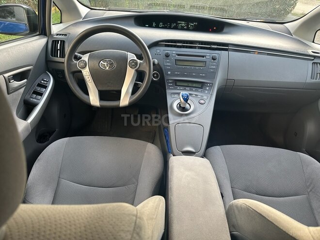 Toyota Prius 2011, 216,000 km - 1.8 l - Beyləqan