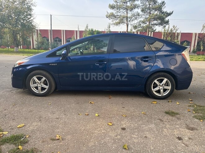 Toyota Prius 2011, 216,000 km - 1.8 l - Beyləqan