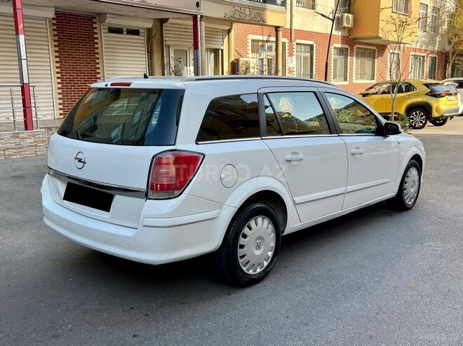 Opel Astra 2005, 200,000 km - 1.4 l - Bakı