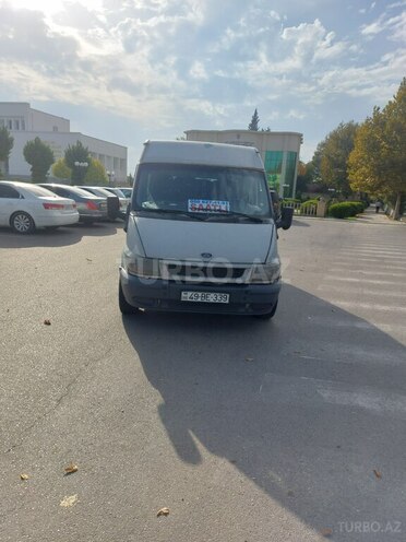 Ford Transit 2001, 963,153 km - 2.4 л - Saatlı