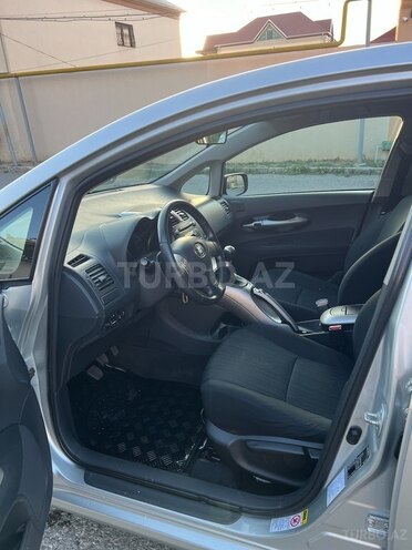 Toyota Auris 2007, 245,666 km - 1.4 l - Bakı