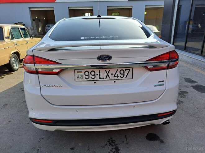 Ford Fusion 2018, 18,000 km - 1.5 l - Sabirabad