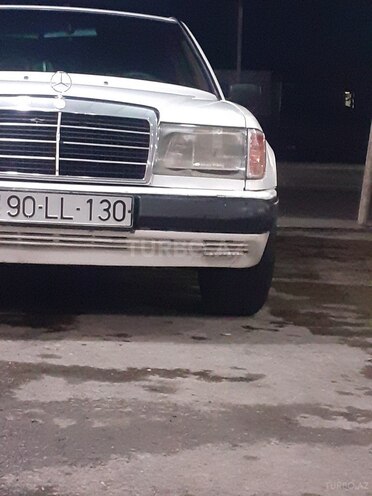 Mercedes E 260 1986, 240,000 km - 2.6 l - Bakı