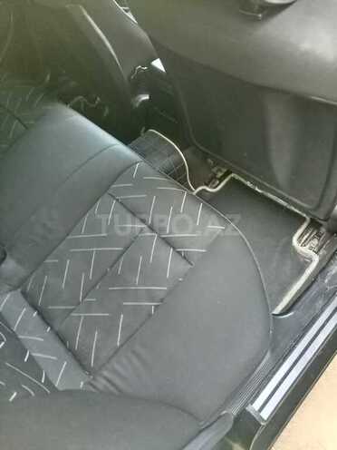 Mercedes C 200 1997, 266,000 km - 2.0 l - Bakı