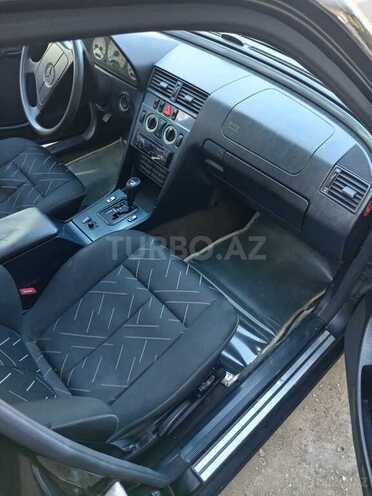 Mercedes C 200 1997, 266,000 km - 2.0 l - Bakı