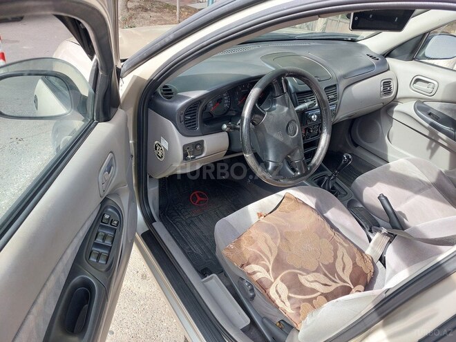 Nissan Sunny 2002, 420,000 km - 1.6 л - Bakı