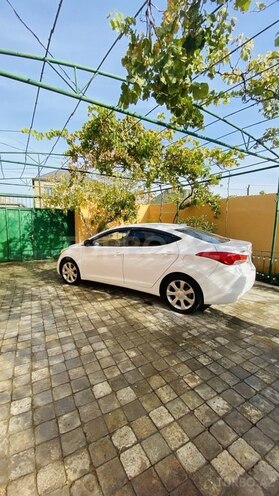 Hyundai Elantra 2013, 215,424 km - 1.8 л - Sumqayıt