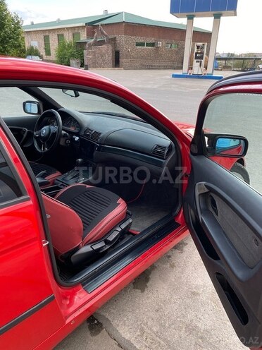 BMW 318 2001, 320,000 km - 1.9 l - Naxçıvan