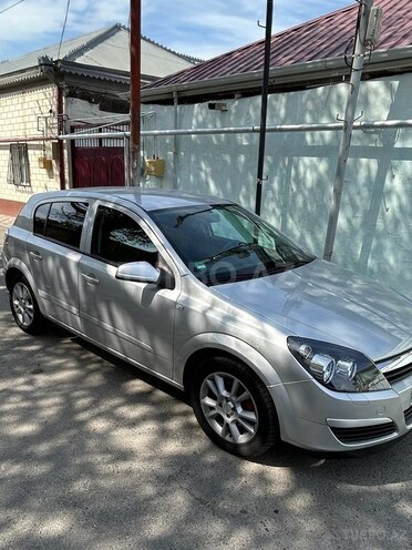 Opel Astra 2006, 84,000 km - 1.4 л - Bakı