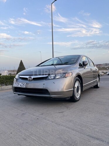 Honda Civic 2008, 4,000,000 km - 1.3 l - Bakı