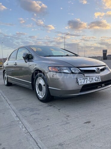 Honda Civic 2008, 4,000,000 km - 1.3 l - Bakı