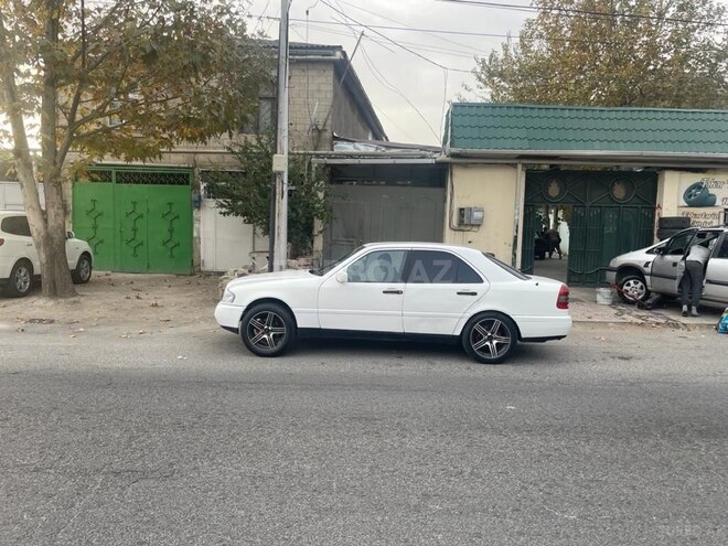 Mercedes C 180 1994, 265,000 km - 1.8 l - Bakı