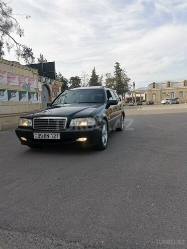 Mercedes C 220 1999, 506,297 km - 2.2 l - İmişli