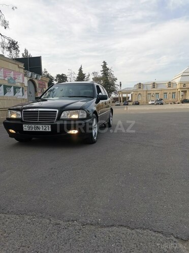 Mercedes C 220 1999, 506,297 km - 2.2 l - İmişli
