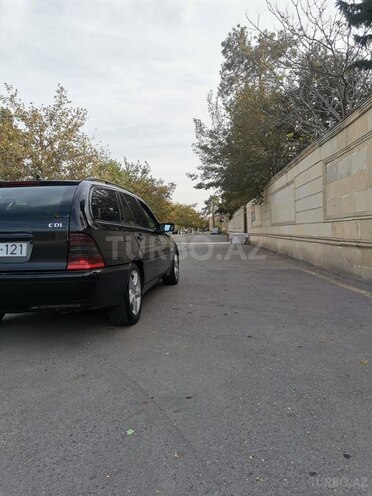 Mercedes C 220 1999, 506,297 km - 2.2 l - İmişli