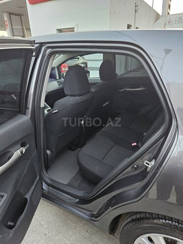 Toyota Auris 2007, 268,000 km - 1.4 л - Bakı