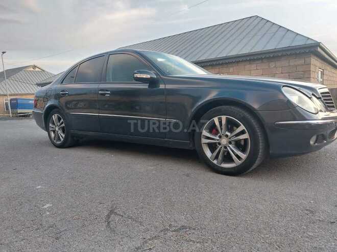 Mercedes E 240 2004, 329,223 km - 2.6 l - Şamaxı