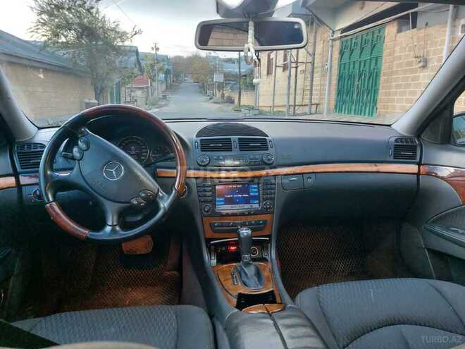 Mercedes E 240 2004, 329,223 km - 2.6 l - Şamaxı