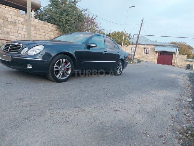 Mercedes E 240 2004, 329,223 km - 2.6 l - Şamaxı